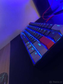 Herní RGB klávesnice Yenkee Atom - 5