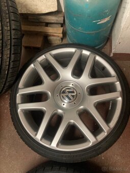 Helios 8,5JxR19 5x112/5x100 ET45 - 5