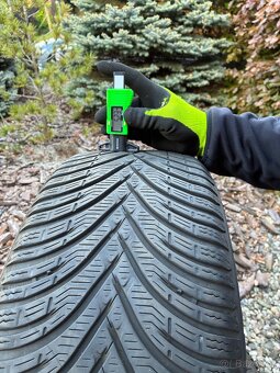 225/45/17 BfGoodrich G-Forcewinter2 - 5