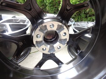5x110 R19 original Alfa Romeo aludisky s TPMS ventilkama - 5