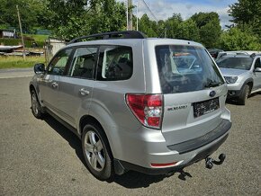 Subaru Forester 2.5 XS - 5
