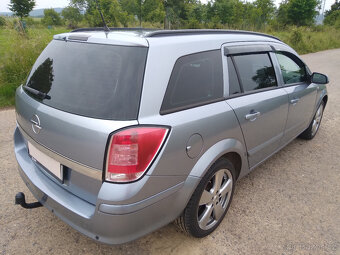 OPEL ASTRA CARAVAN - 5