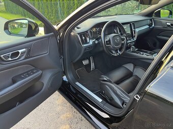 Volvo V60 R-Design Ed. Black T8 AwD - 5