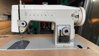 šicí stroj - 5