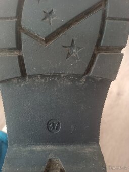 Krásné boty s kožíškem -vel.37 - 5