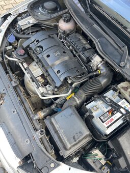 Peugeot 206CC 1,6 80kw 2004 - 5