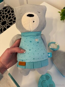 Šumící mazlíček Medvídek Lena 33 cm - 5