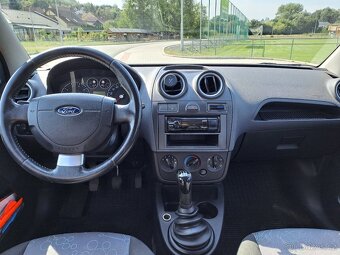 Fiesta 1.4 benzín - 5