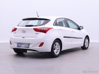 Hyundai i30 1,4 CVVT 73kW CZ 1.Maj Klima (2015) - 5