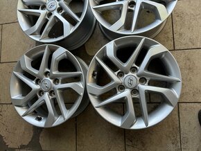 Alu kola Hyundai Tucson 5x114,3 r16 zánovní sada - 5