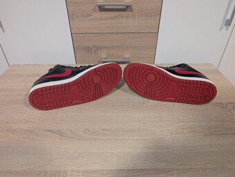 Nike Air Jordan 1 Low Black/Red vel. 43 NOVÉ - 5