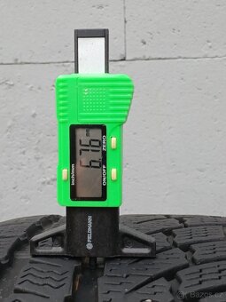 Zimní pneu Nokian 255/45/19 vzorek 6,5mm - 5