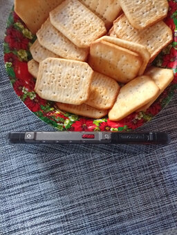 Prodám dva telefony. Odolný tel. Ulefone Armor - 5