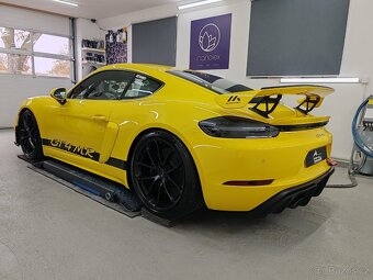 Porsche 718 cayman GT4 Manthey Racing - 5