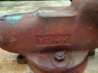 Svěrák York 125 - 5