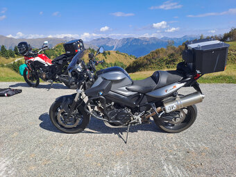 BMW F 800 R výkon 64 kW - 5
