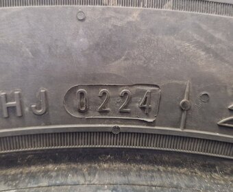 4x zanovni letni pneu 205/60/16...96H...NEXEN - 5