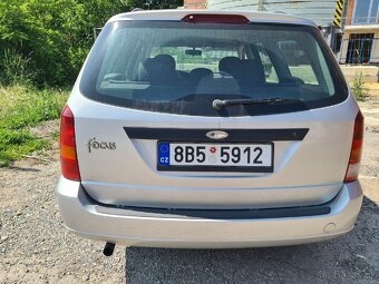 Ford Focus kombi 1,6 benzin - 5