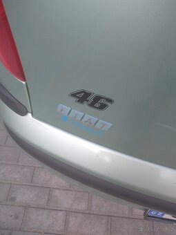 Fiat Punto 188 rok 2002 obsah motoru 1.2. - 5