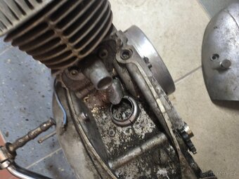 Motor ČZ 150cc - 5