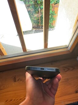 iPhone 15 Pro Max 256gb + ZÁRUKA - 5