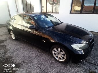 BMW 318i - 5