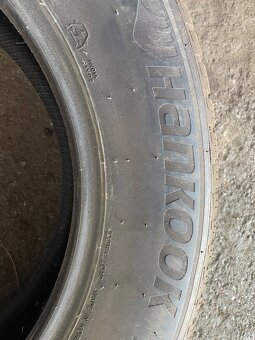 Pneu 235/65R18 - 5
