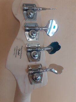 Baskytara Fender Squier Jaguar, stav nového nástroje - 5
