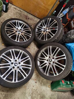 ALU kola Škoda Luxon 5x112 zánovní pneu 225/40 ZR18 - 5
