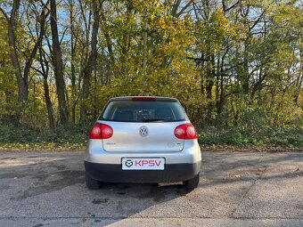 Volkswagen Golf - 5