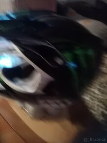 Přilba monster - 5
