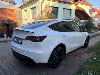 Tesla model Y Long Range Boost Tazne zariadenie - 5