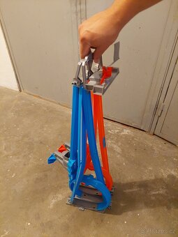 Predám sady Hot Wheels – garáž + dráhy - 5