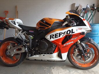 Honda CBR1000RR Fireblade - 5