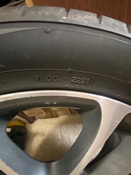 Volvo alu kola 18 palcu s Nokian pneu - 5