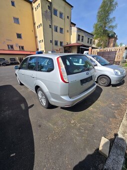 Ford focus  2009 - 5