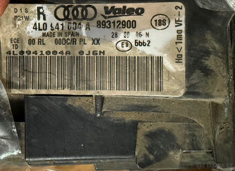 Přední světlomet Xenon vpravo 4L0941004A Audi Q7 4L - 5