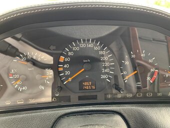 Mercedes SL 600 12válců - 5