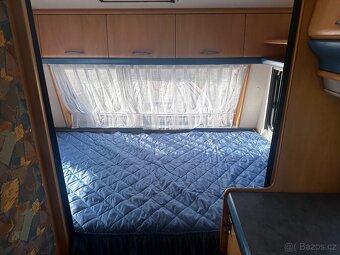 Karavan Hobby 440, pro 4 osoby, rok 1997 - 5