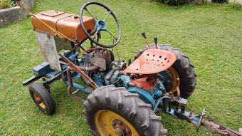 Malotraktor (motorobot) PF62 s vlekem + náhr.díly - 5