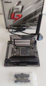 ASROCK B550 Phantom Gaming-ITX/ax - 5