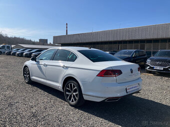 VOLKSWAGEN PASSAT 2,0 TDI KAMERA 360 VIRTUÁL - 5