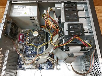 Starý PC, Intel Celeron 2.53GHz, 1GB RAM, 80GB HDD - 5