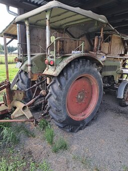 Prodám traktor Fendt - 5