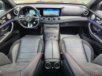 Mercedes-Benz E53 320kW AMG 4MATIC+ KAMERA PANORAMA VIRTUAL - 5