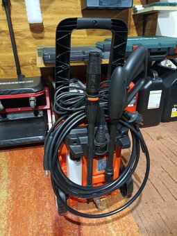 Vysokotlaký čistič Black & Decker - 5