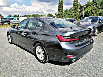 BMW Řada 3 2.0 318D A/T,Kůže,Ambient. - 5