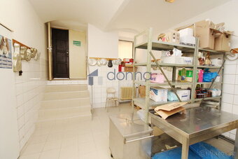 Pronájem obch. prostor 200m2, ulice Jirečkova, Praha 7 - Let - 5