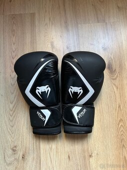 Boxerské rukavice VENUM - 5