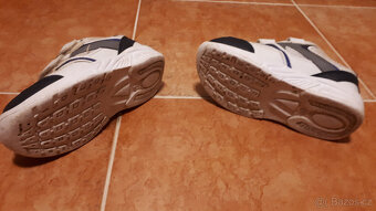 Botasky vel.25 (Nike) a 27 (F and F), vn. stélka 15,2cm+18cm - 5